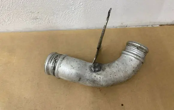 Volvo V40 Intercooler hose/pipe 31319795
