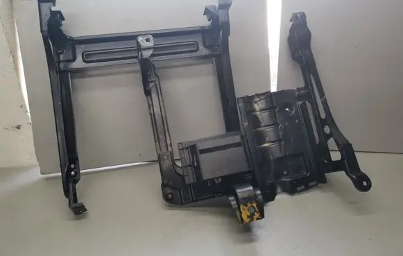 Volkswagen Touareg I Driver seat console base 7L0881677G 7L0881678G