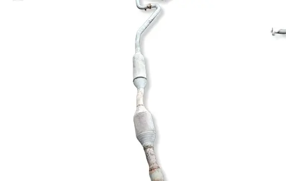 Toyota Avensis T250 Muffler/silencer 10G04