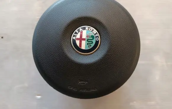 Alfa Romeo 159 Steering wheel airbag