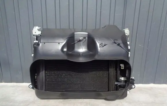 Maserati GranTurismo Radiator set 