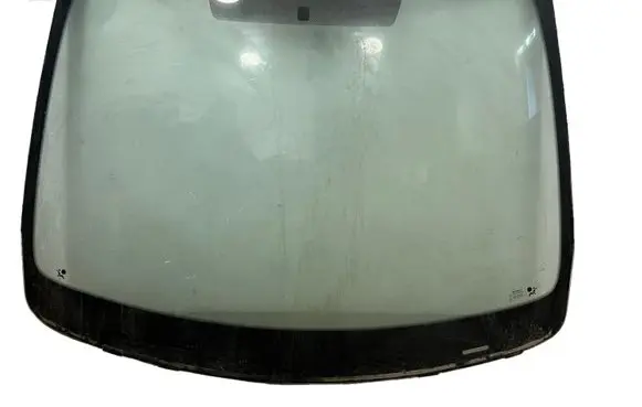 Renault Twingo II Front windscreen/windshield window 43R001586 AS1M1244DOT682