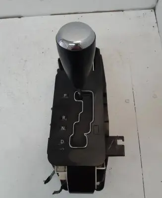 Dodge Nitro Gear shifter/selector 52109818AF