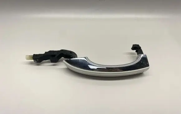 Audi A8 S8 D4 4H Front door exterior handle A8D4 2YS9R