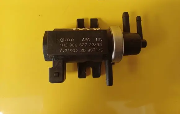 Audi A3 S3 8L Turbo solenoid valve 1H0906627 72190320