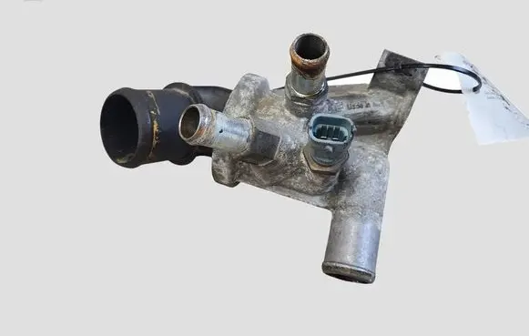 Chrysler Grand Voyager V Thermostat/thermostat housing