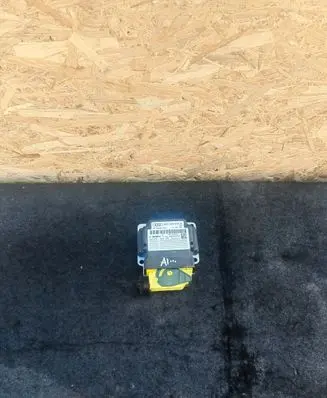 Audi A1 Airbag control unit/module 8X0959655A