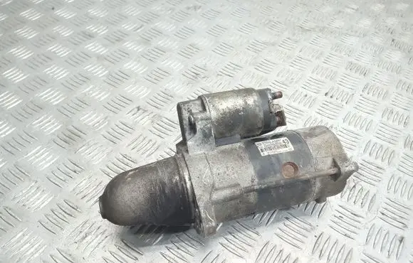 Subaru Forester SH Starter motor M002T89076