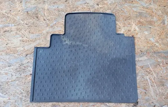 Mercedes-Benz A W168 Rear floor mat A1686843802
