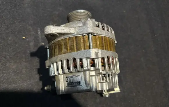 Subaru Outback (BS) Generator/alternator 23700AA931