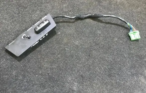 Volvo V70 Seat control switch 