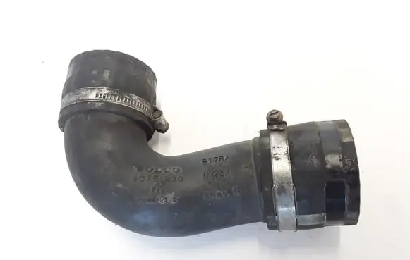 Volvo XC70 EGR valve line/pipe/hose 30751920