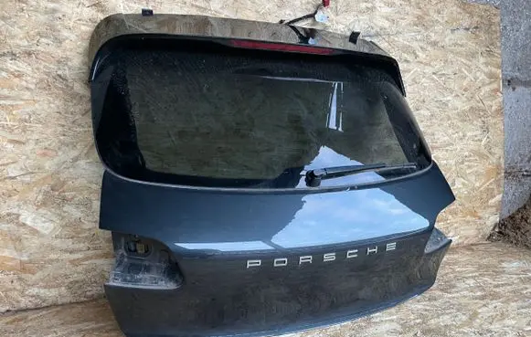 Porsche Macan (95B) Tailgate/trunk/boot lid