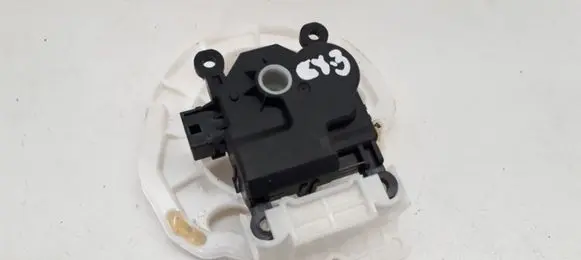 Mazda CX-3 Air flap motor/actuator GA705D10B 5Y04A