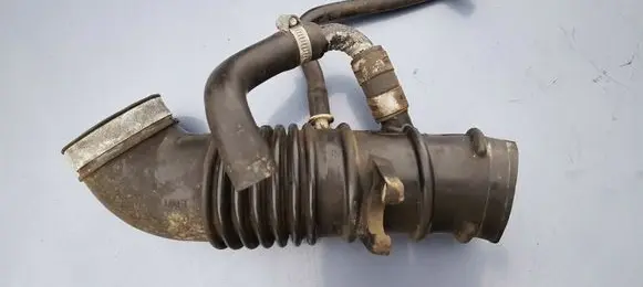 Mazda 323 F Air intake hose/pipe 08634143
