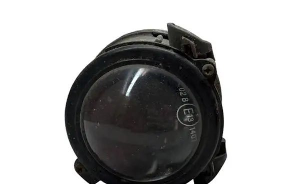 Lexus RX 330 - 350 - 400H Front fog light E131407 02BE131407
