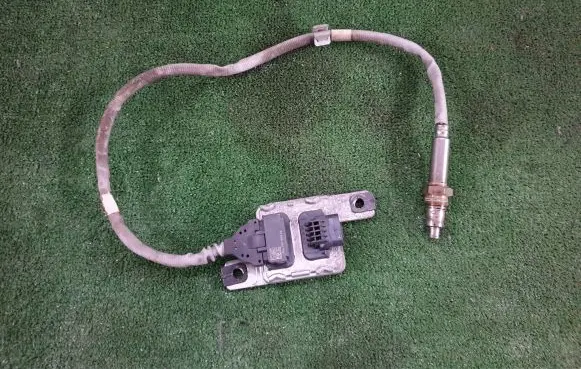 Skoda Octavia Mk3 (5E) Lambda probe sensor 04L907805CE