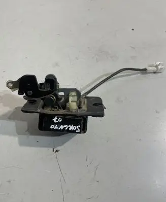 KIA Sorento Tailgate/trunk/boot lock/catch/latch