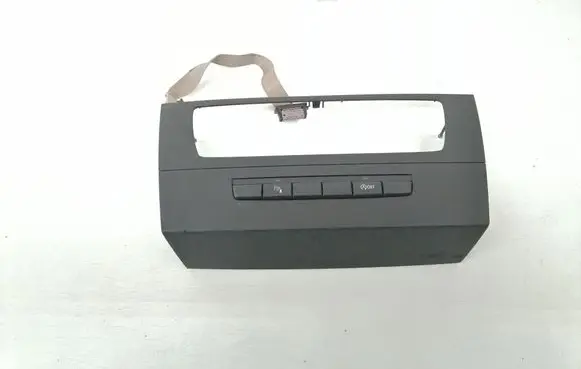 BMW 3 E90 E91 Radio/GPS head unit trim 1452829 9120979
