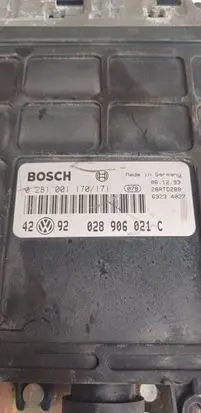 Volkswagen PASSAT B4 Engine control unit/module 0281001170