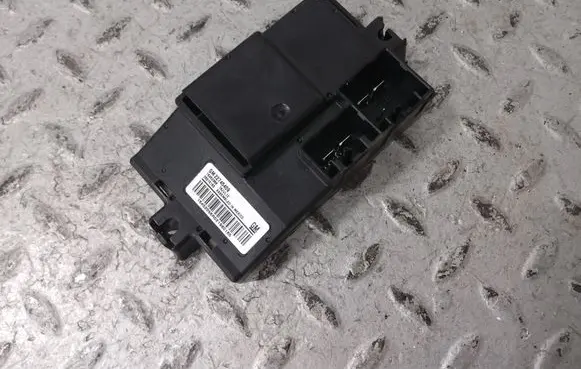 Heater blower motor/fan resistor