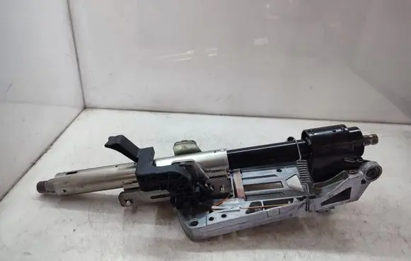 Mercedes-Benz C W204 Steering wheel axle A2044604516