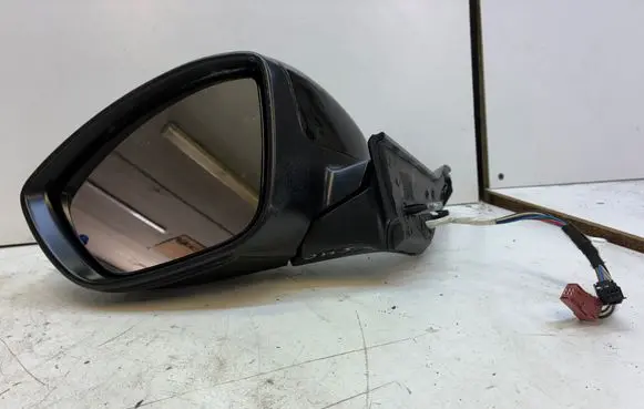 Peugeot 208 I Front door electric wing mirror E20311047 E20211047