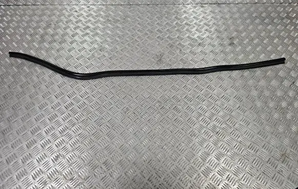 Porsche Cayenne (92A) Engine compartment rubber 7P5823727C