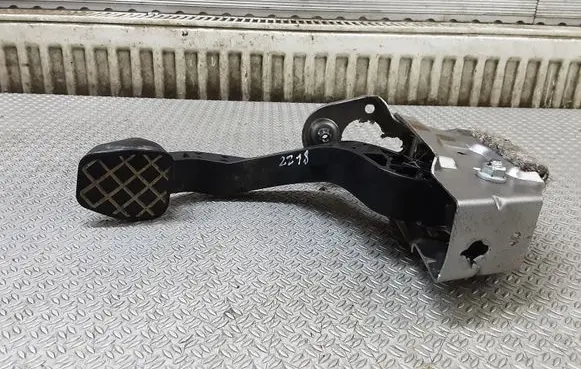 Clutch pedal