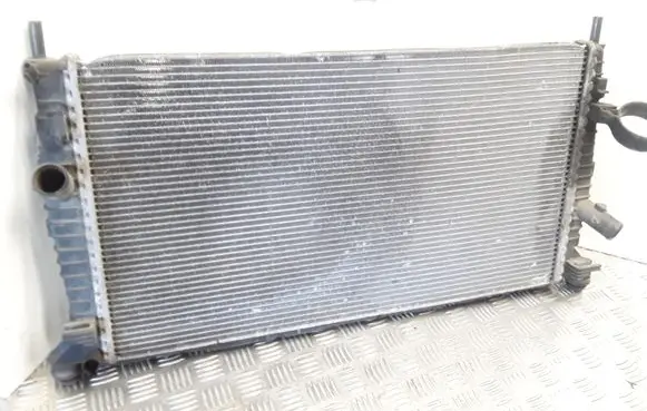 Ford Focus Coolant radiator
