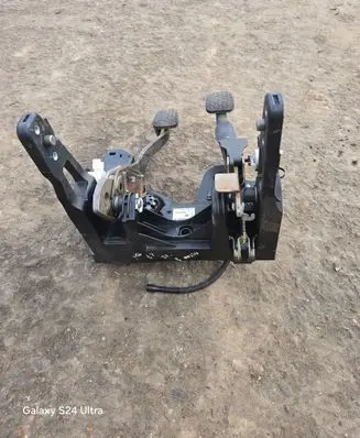 Opel Astra J Pedal assembly 13252175 0000081 512723057