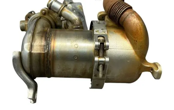 Skoda Yeti (5L) EGR valve cooler 04L131512AK 04L131455A 04L253120L