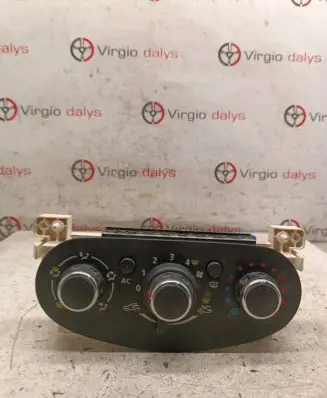 Dacia Sandero Climate control unit XE1074176 E1074254 N108279B