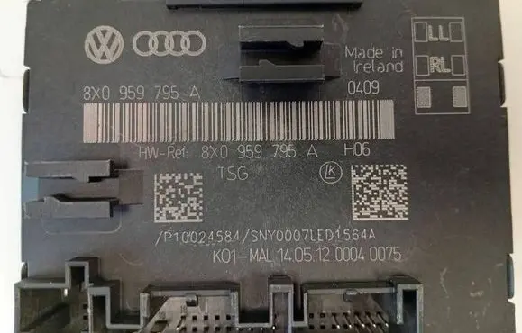 Audi Q3 8U Door control unit/module 8X0959795A