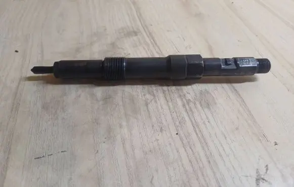 Ford Mondeo Mk III Fuel injector EJDR00504Z