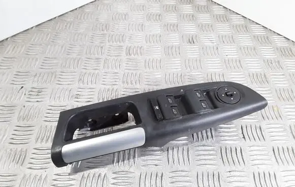 Ford Focus Electric window control switch BM5T14A132AA 3S010017849
