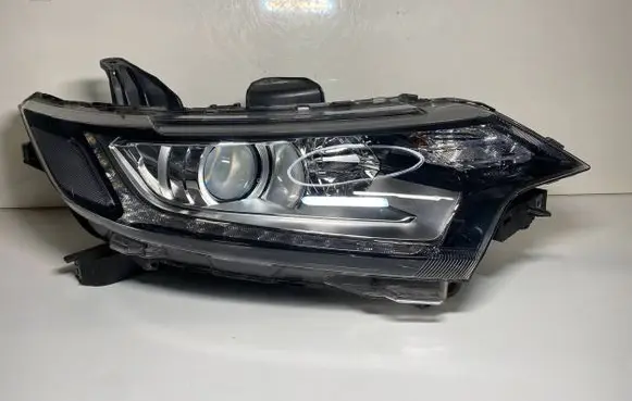 Mitsubishi Outlander Headlight/headlamp 8301C8 R0094T1KX4