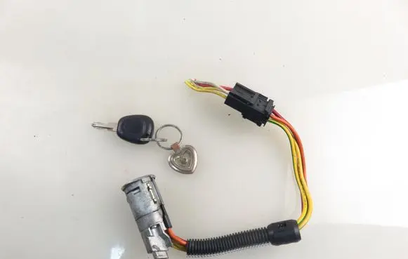 Renault Megane I Ignition lock