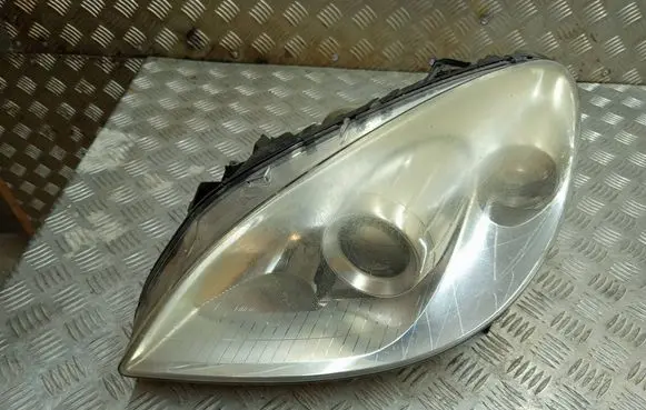 Mercedes-Benz B W245 Headlight/headlamp 1305235881