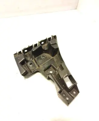 Volvo V60 Front bumper mounting bracket 