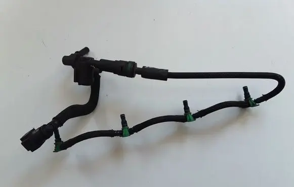Ford Focus Fuel return line/hose 1868676