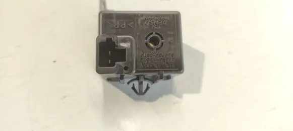Toyota Avensis T250 Day light relay 8665013010 0689003570