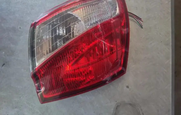 Nissan Qashqai+2 Rear/tail lights 89503220R