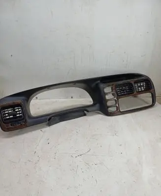 Suzuki Grand Vitara I Dashboard trim 7331165D10