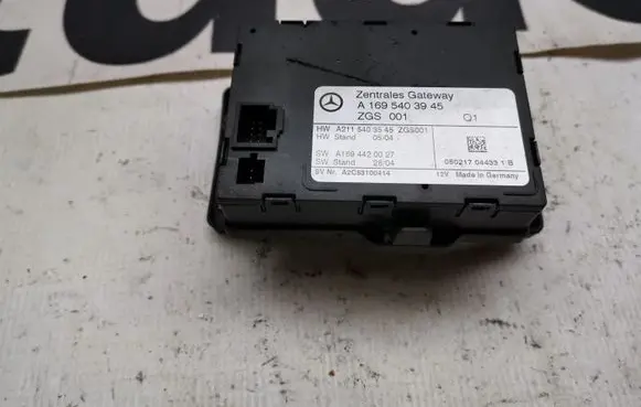 Mercedes-Benz B W245 Gateway control module A1695403945 1695403945