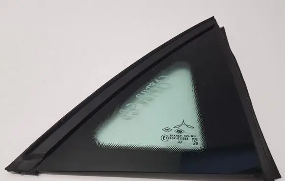 Renault Captur II Rear side window 833001346R 833000871R