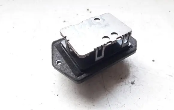 Toyota Auris 150 Heater blower fan relay 