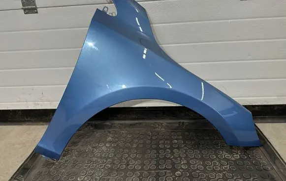 Volvo V40 Fender 