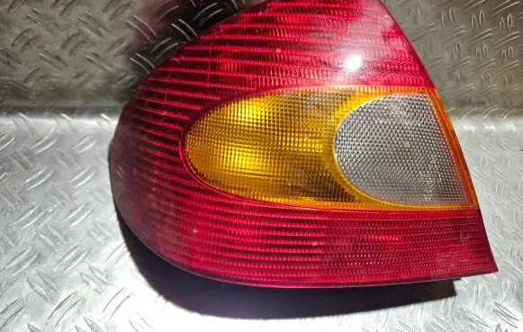 Ford Mondeo MK II Rear/tail lights 96BG13A603