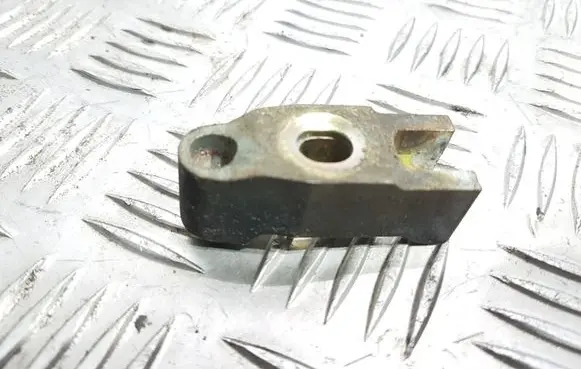 Ford Focus Fuel Injector clamp holder